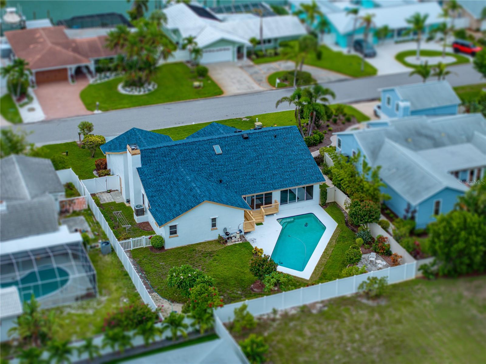 Image 97 of 98 For 366 6th Avenue N