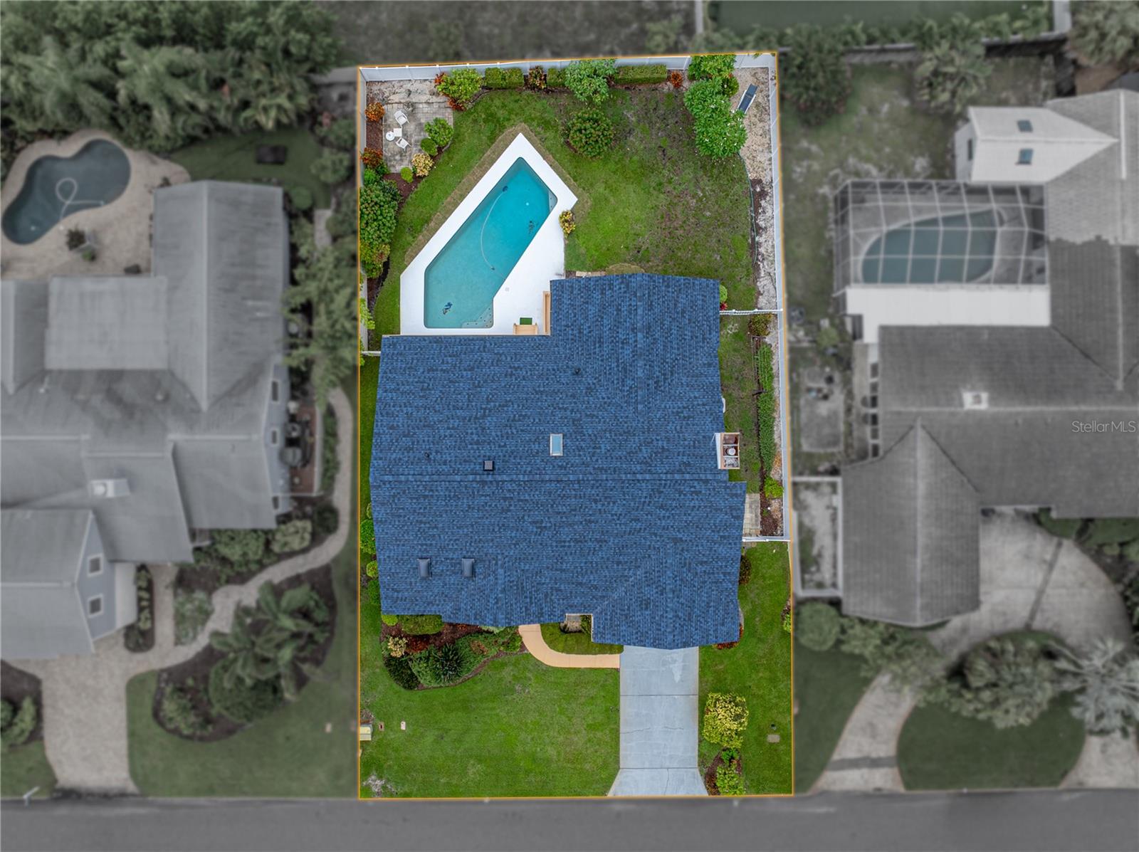 Image 98 of 98 For 366 6th Avenue N