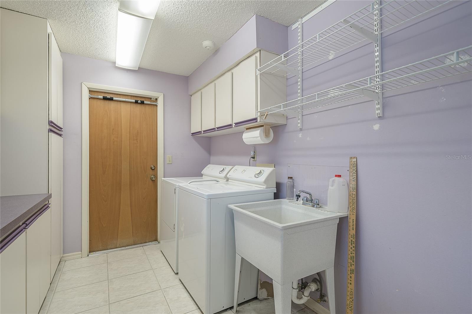 Image 19 of 45 For 11501 Cerca Del Rio Place