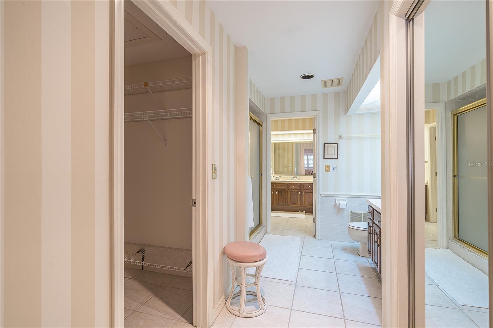 Image 22 of 45 For 11501 Cerca Del Rio Place