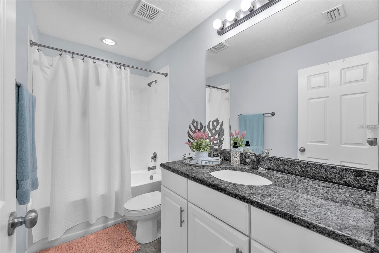 Image 16 of 26 For 7124 Summer Holly Place