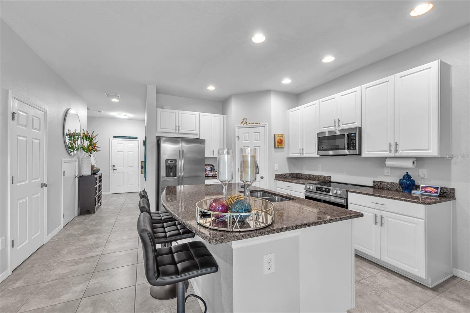 Image 9 of 26 For 7124 Summer Holly Place