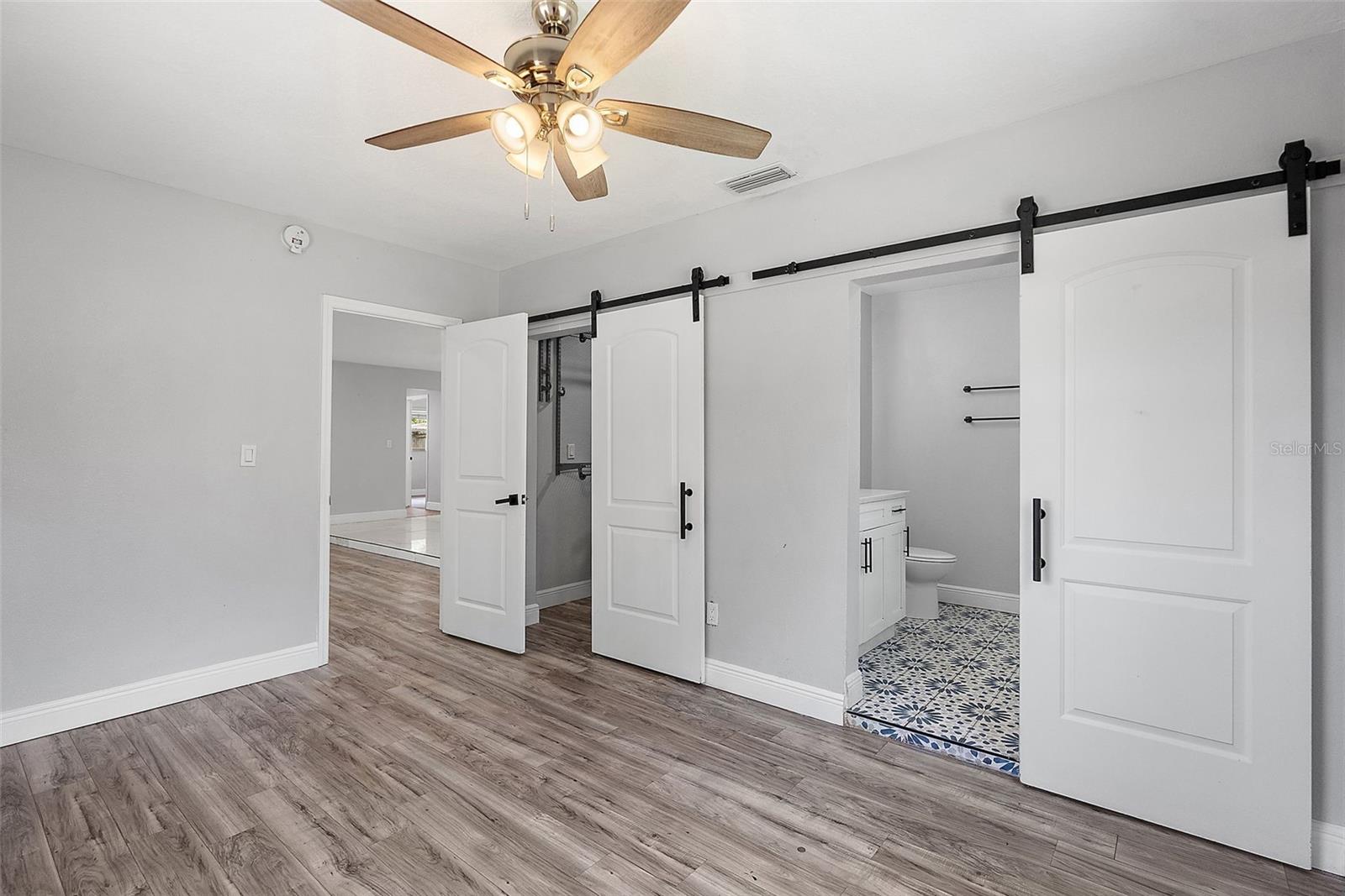 Image 15 of 27 For 1586 Linwood Drive
