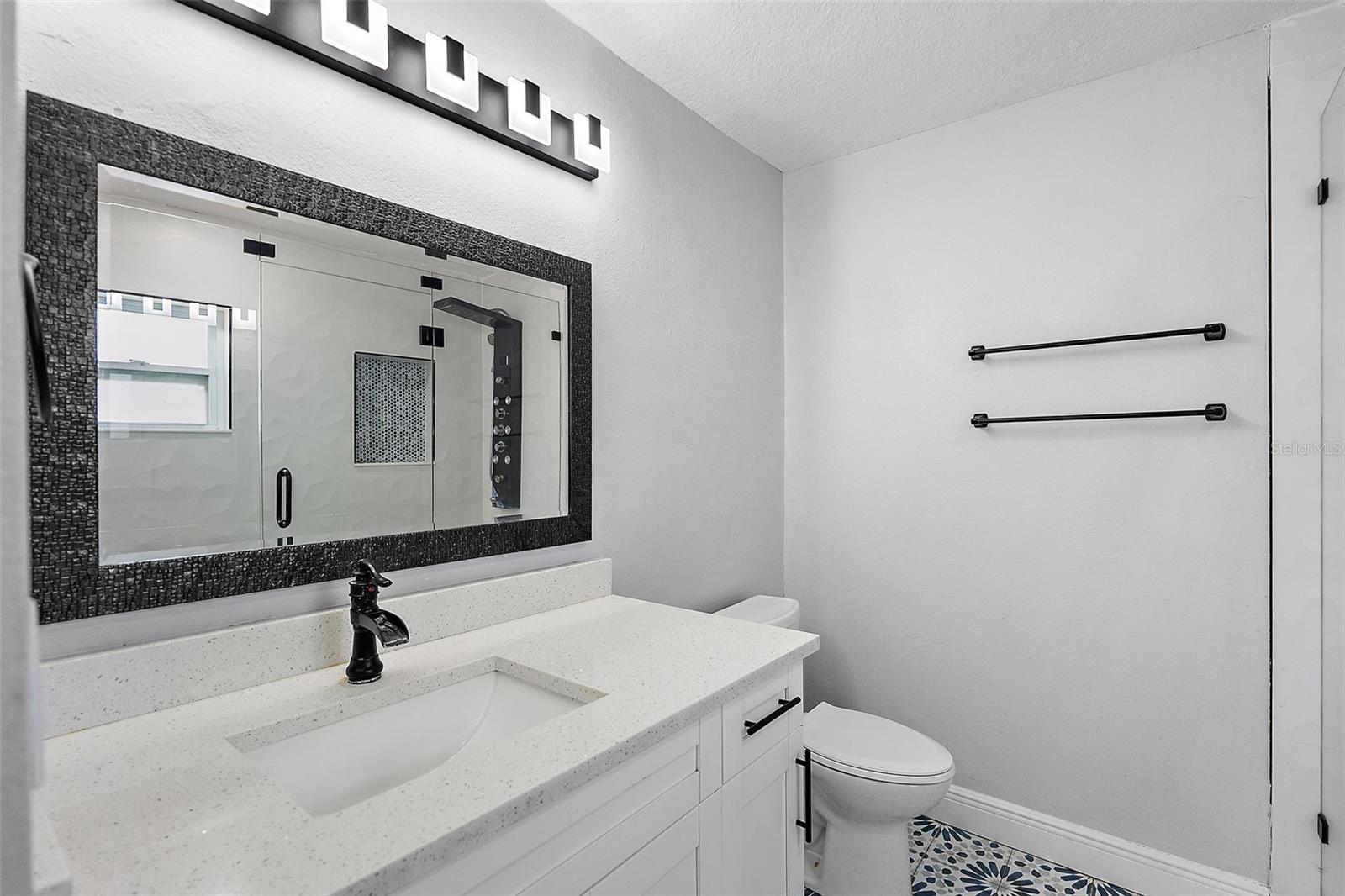 Image 16 of 27 For 1586 Linwood Drive