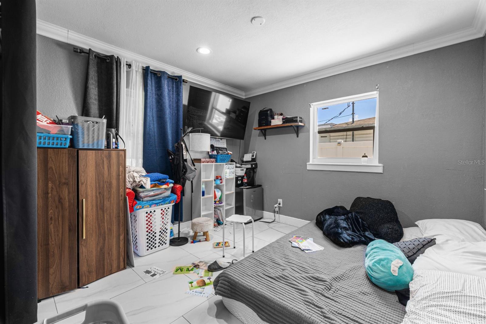 Image 20 of 43 For 5895 16th Street N