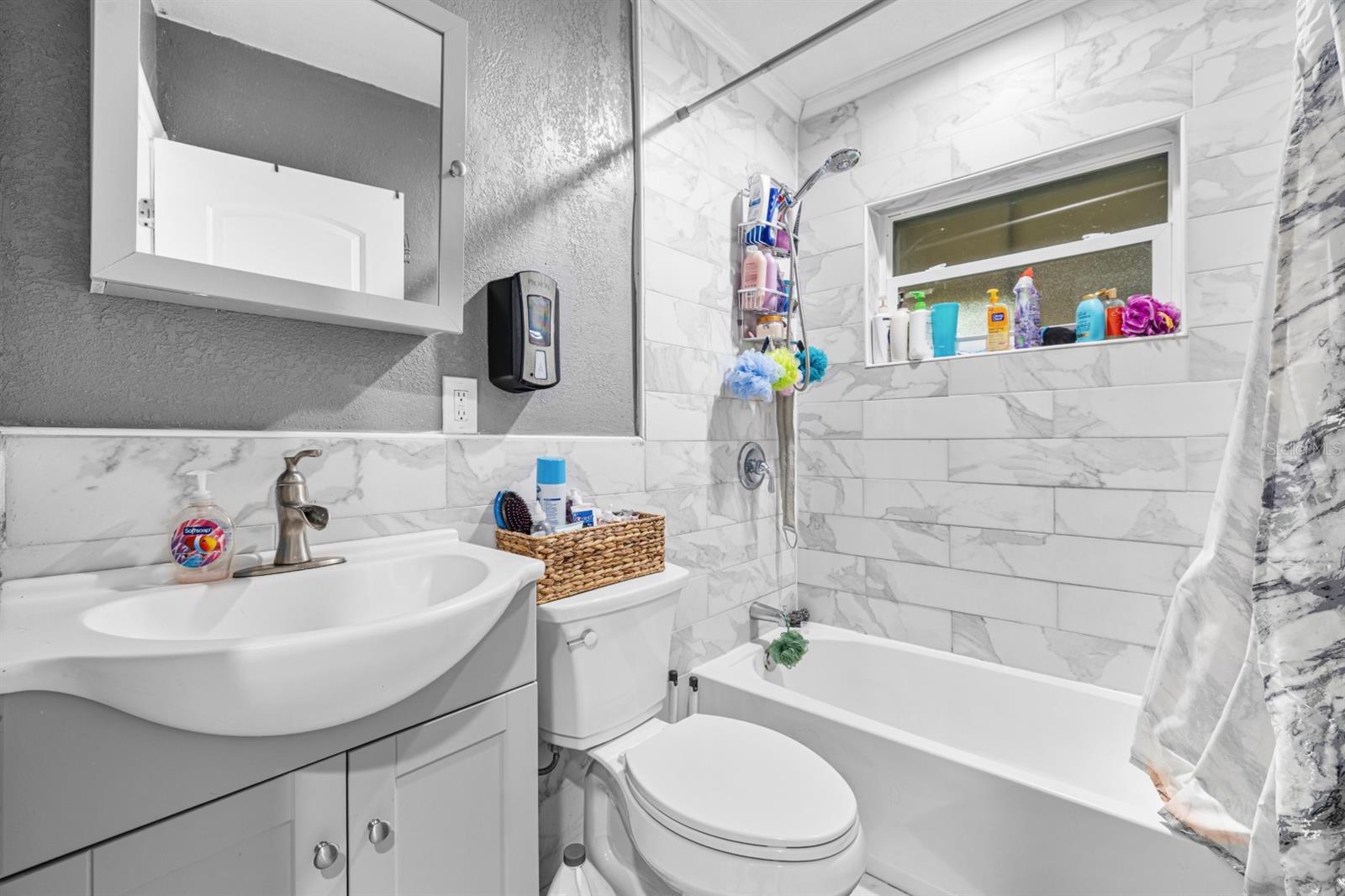 Image 22 of 43 For 5895 16th Street N