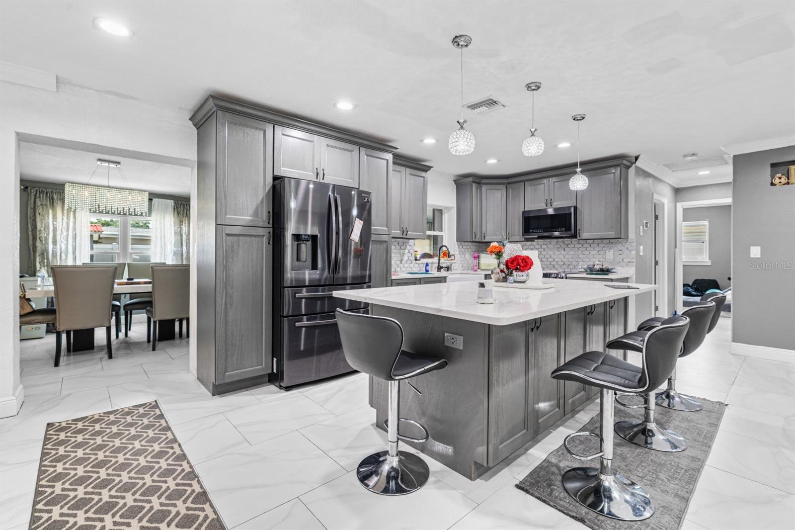 Image 3 of 43 For 5895 16th Street N