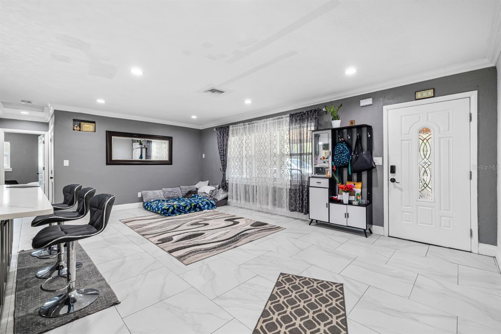 Image 4 of 43 For 5895 16th Street N