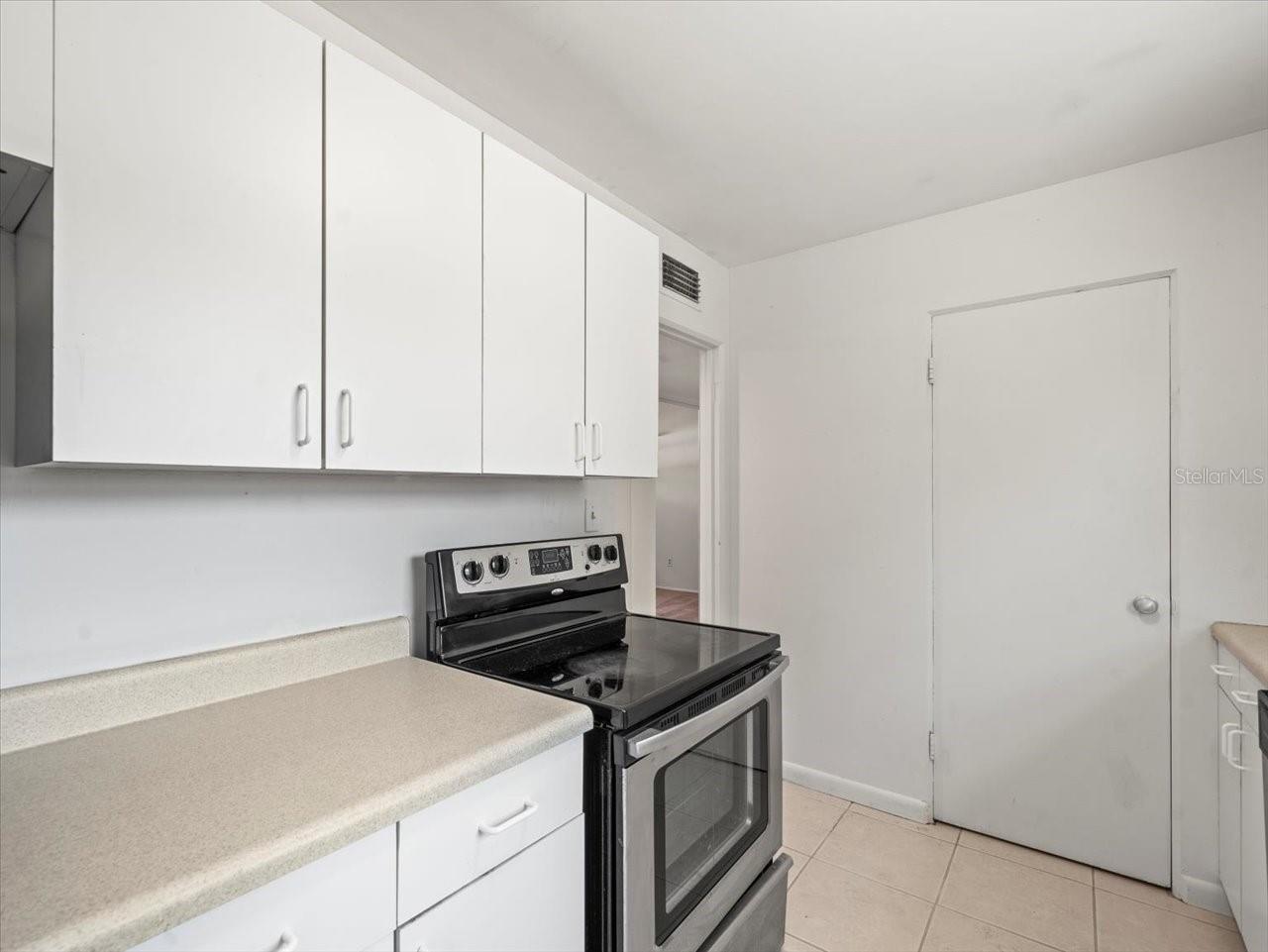 Image 15 of 35 For 1622 Sherwood Street