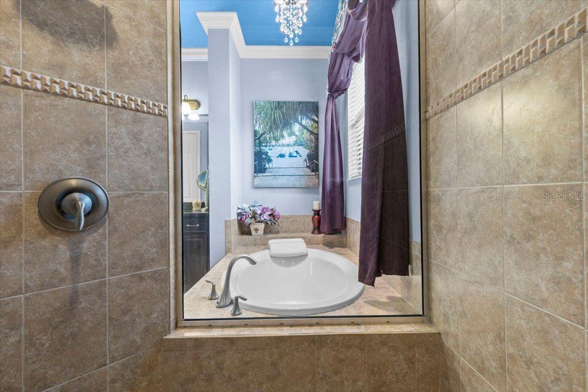 Listing photo id 14 for 8358 Dunham Station Drive