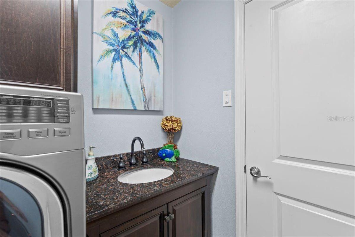 Listing photo id 30 for 8358 Dunham Station Drive