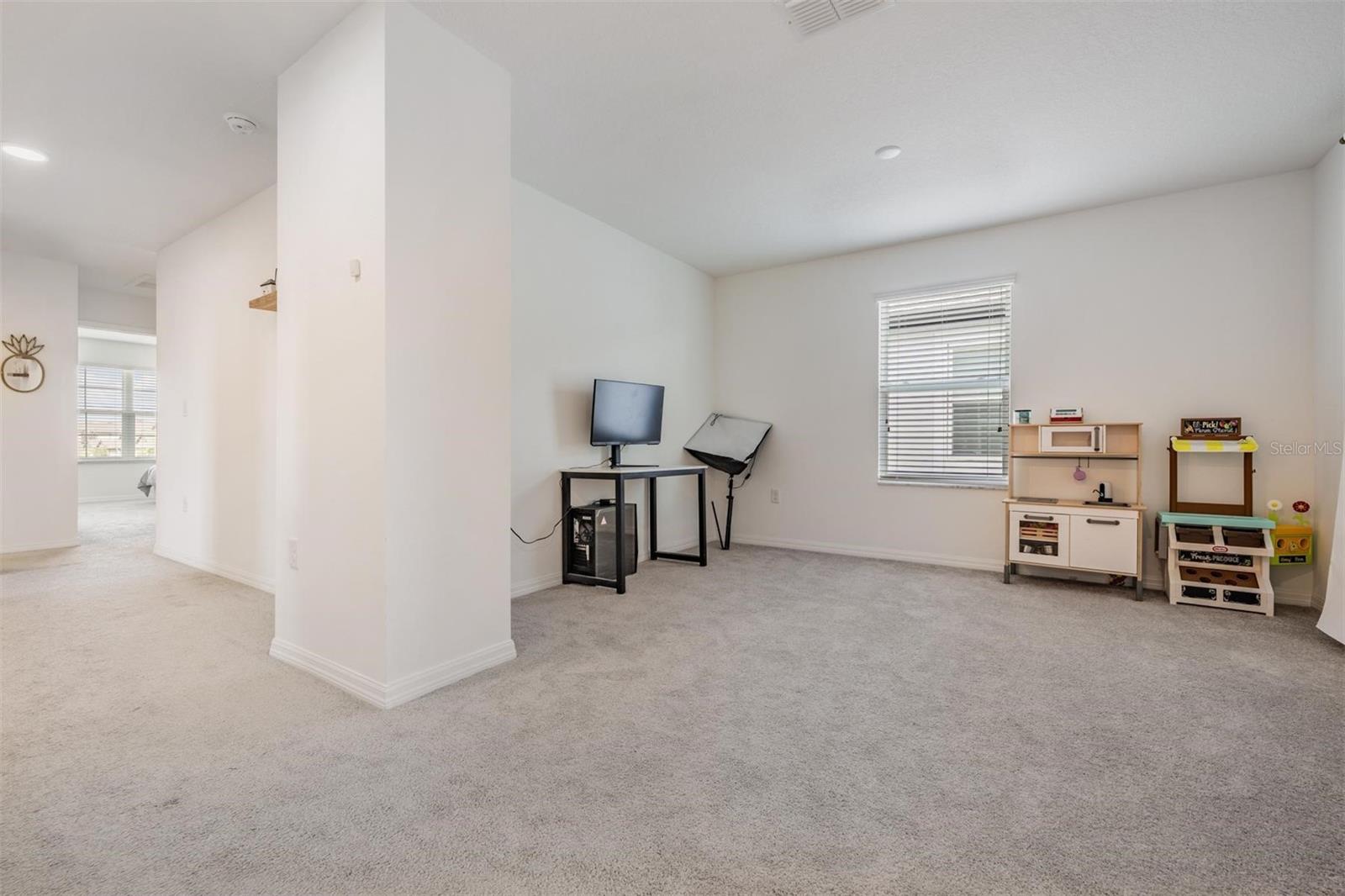 Image 19 of 48 For 7517 Notched Pine Bend