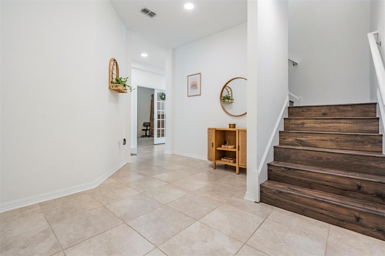 Image 20 of 48 For 7517 Notched Pine Bend