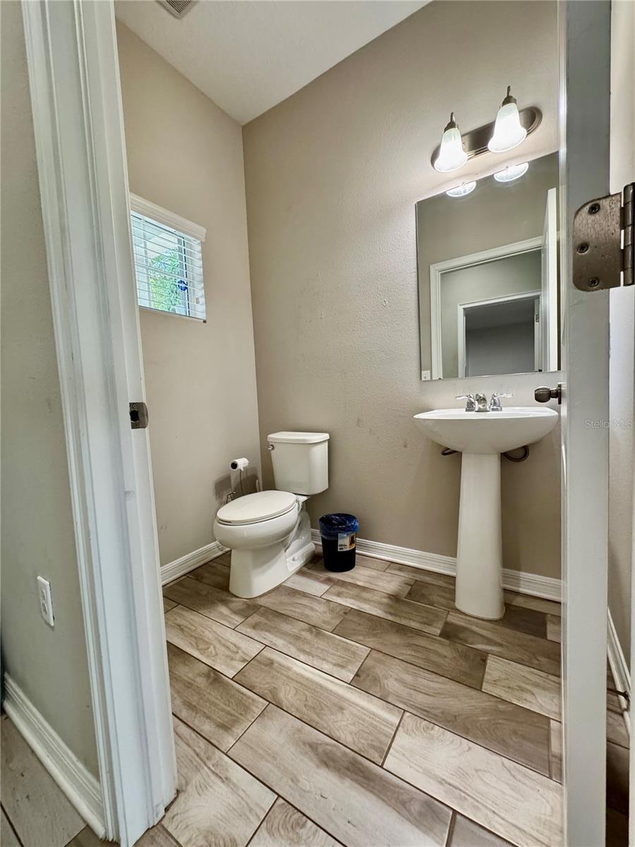 Image 10 of 33 For 2612 26th Avenue