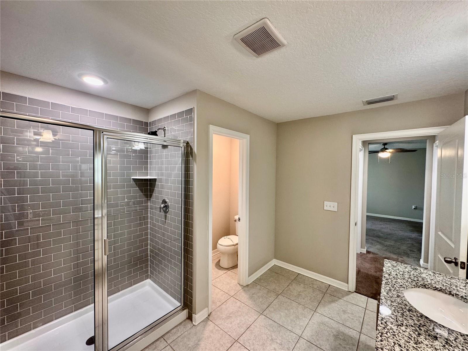 Image 21 of 33 For 2612 26th Avenue