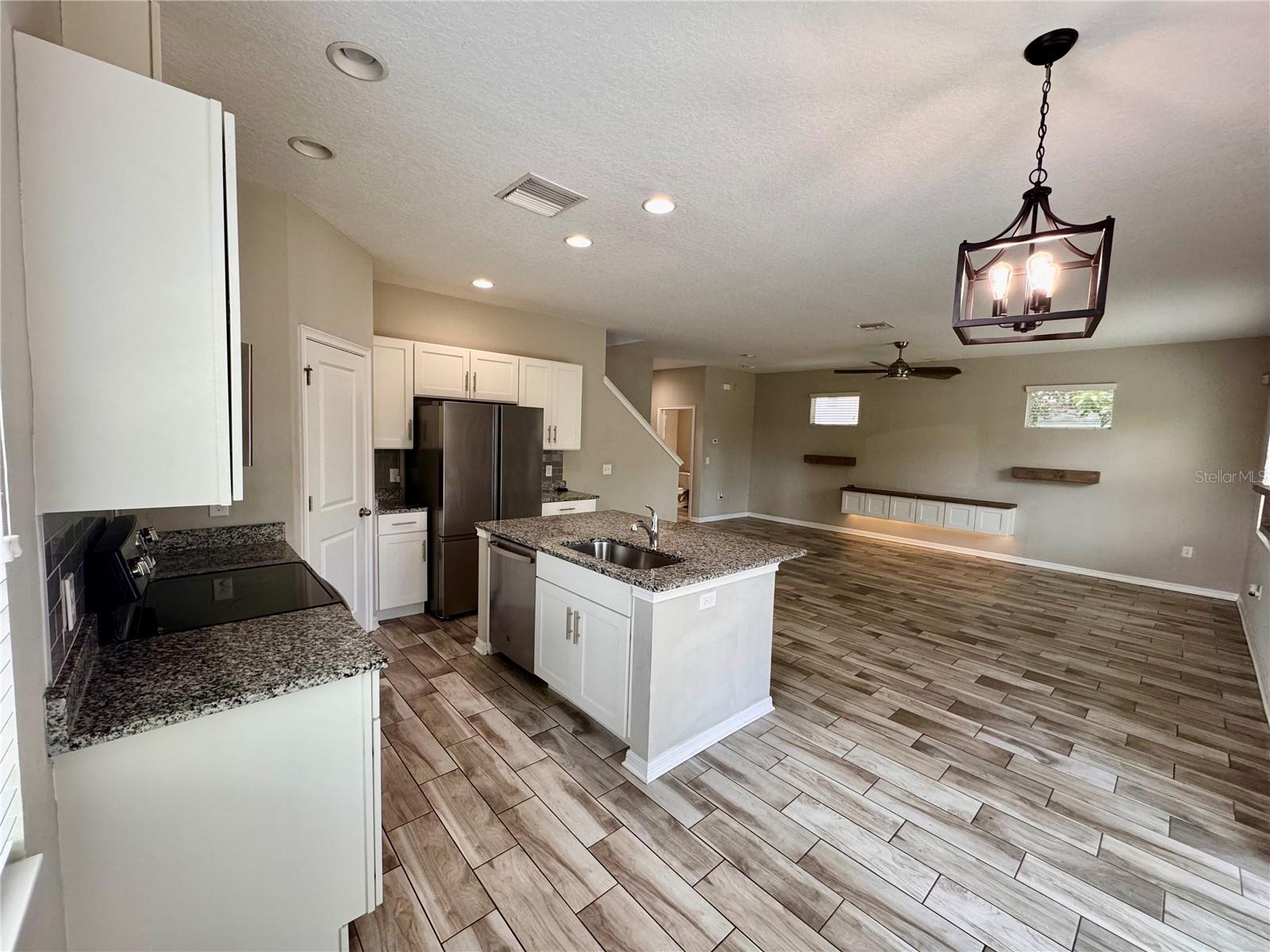 Image 7 of 33 For 2612 26th Avenue