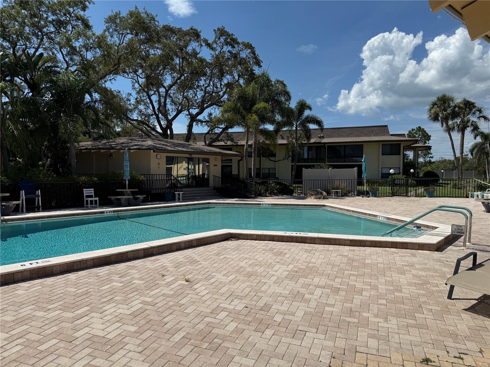 Image 11 of 26 For 12300 Vonn Road 9105