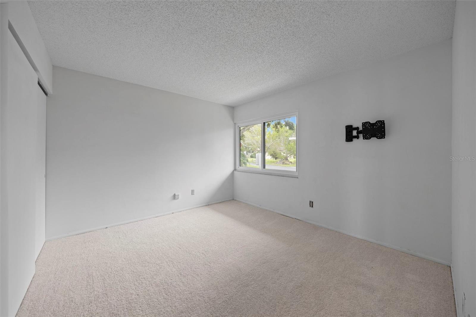 Image 13 of 26 For 12300 Vonn Road 9105