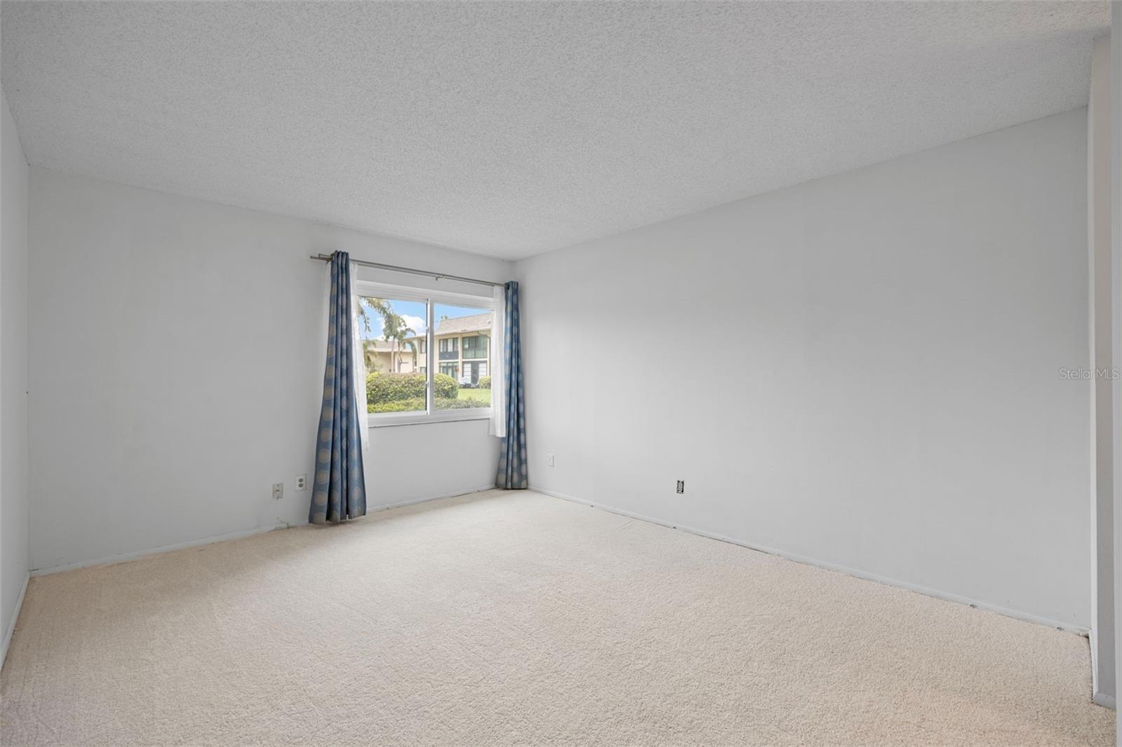 Image 15 of 26 For 12300 Vonn Road 9105