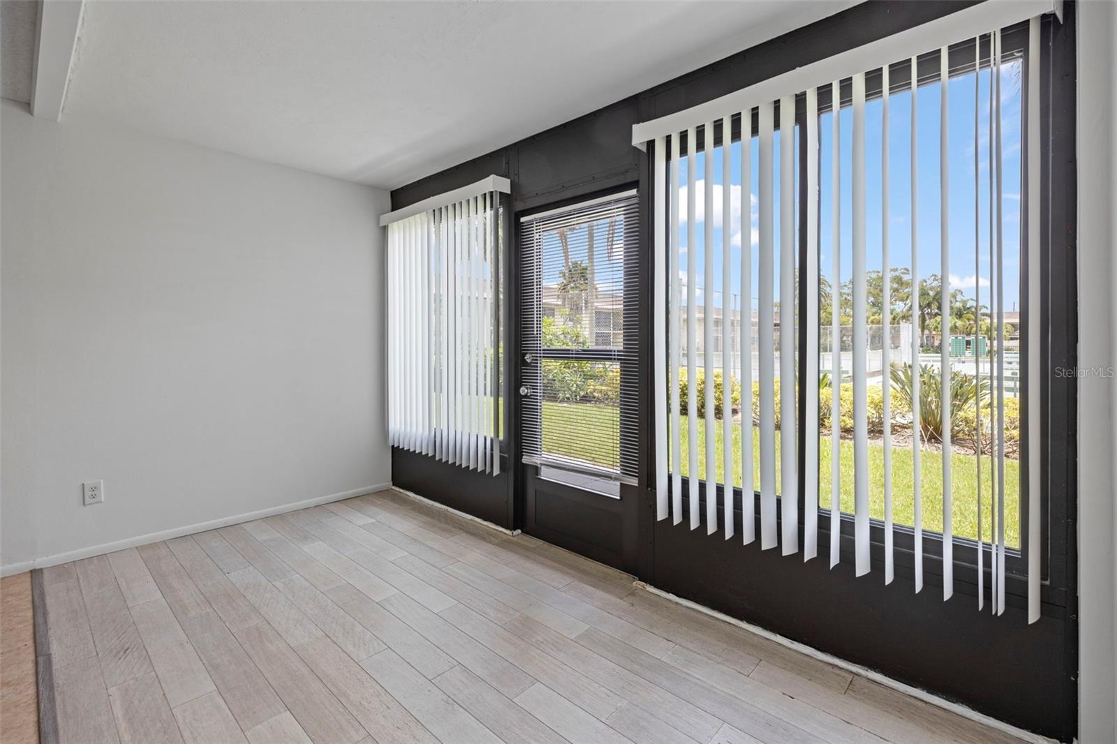 Image 20 of 26 For 12300 Vonn Road 9105