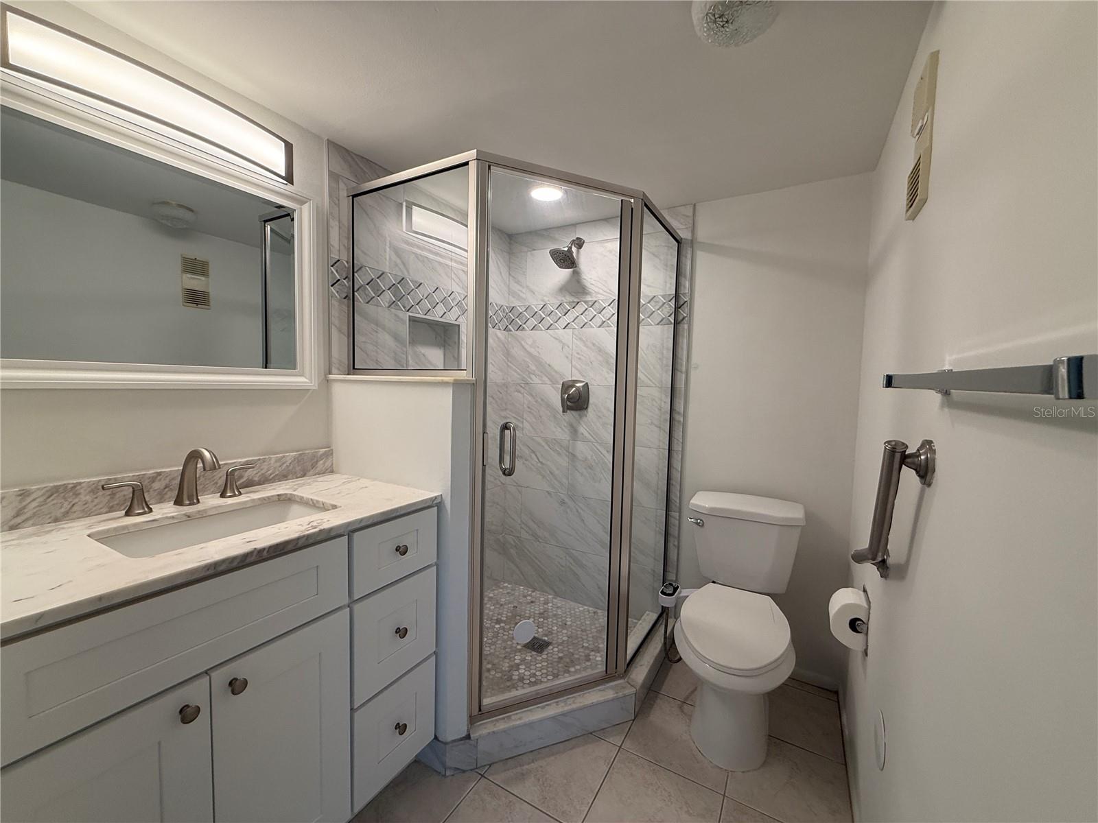 Image 6 of 26 For 12300 Vonn Road 9105