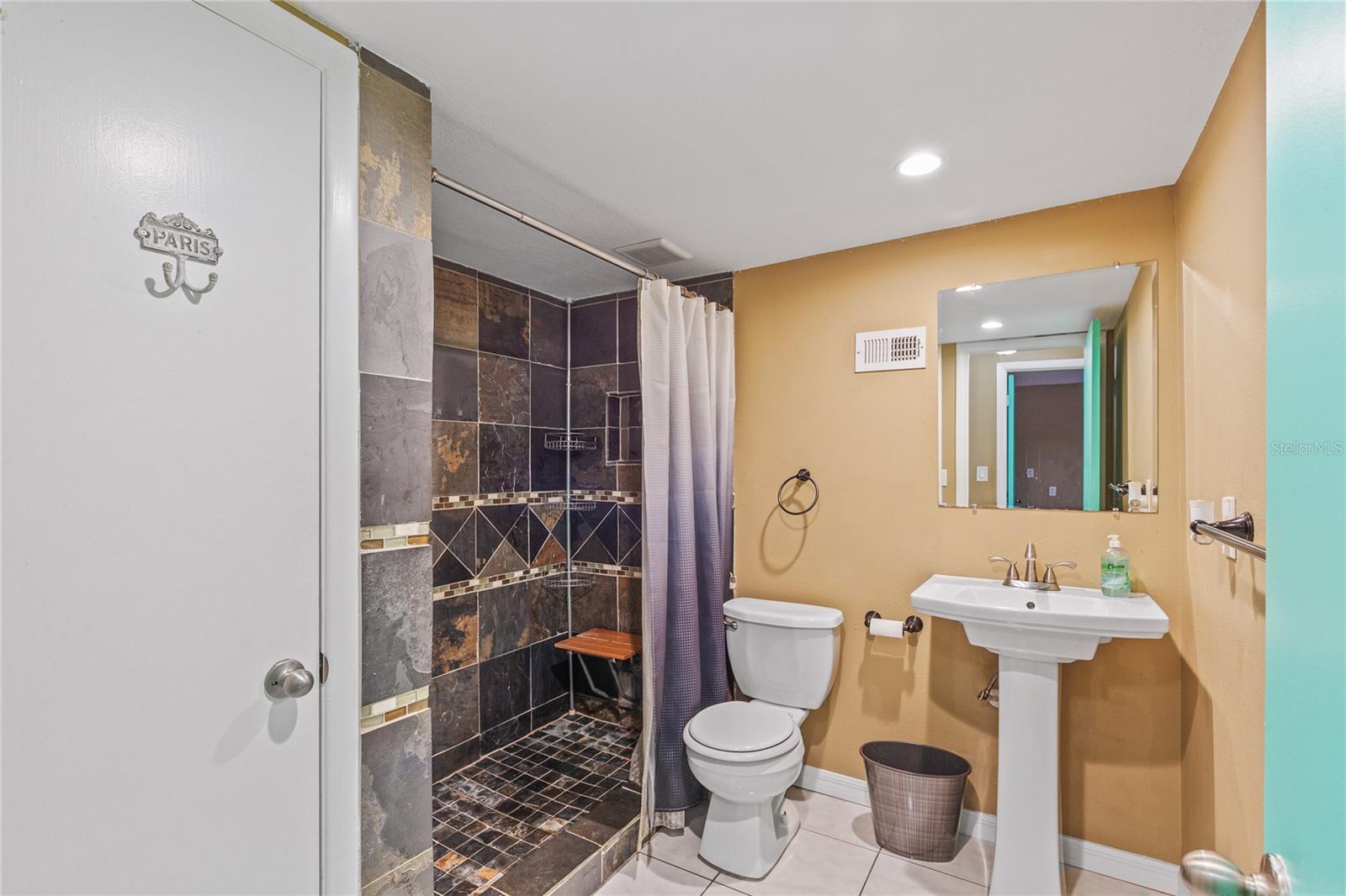 Image 25 of 38 For 3519 Richboro Drive