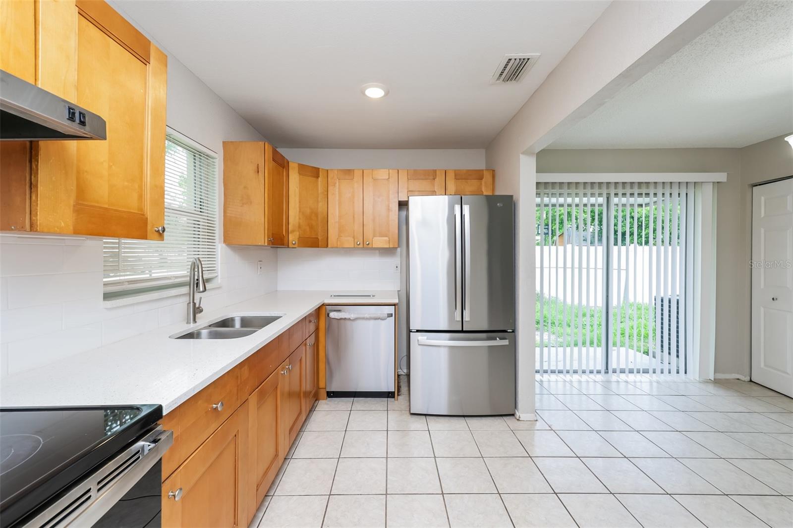 Image 6 of 15 For 8221 Jacaranda Avenue