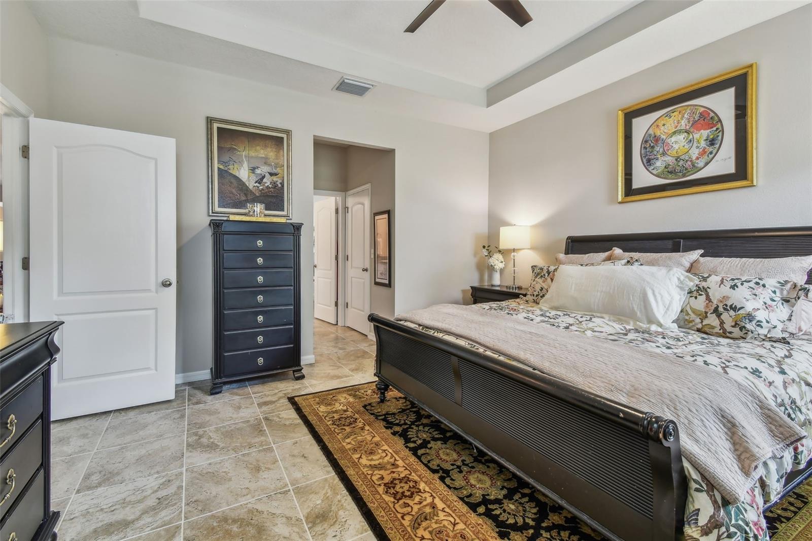 Listing photo id 39 for 6467 Seasound Drive