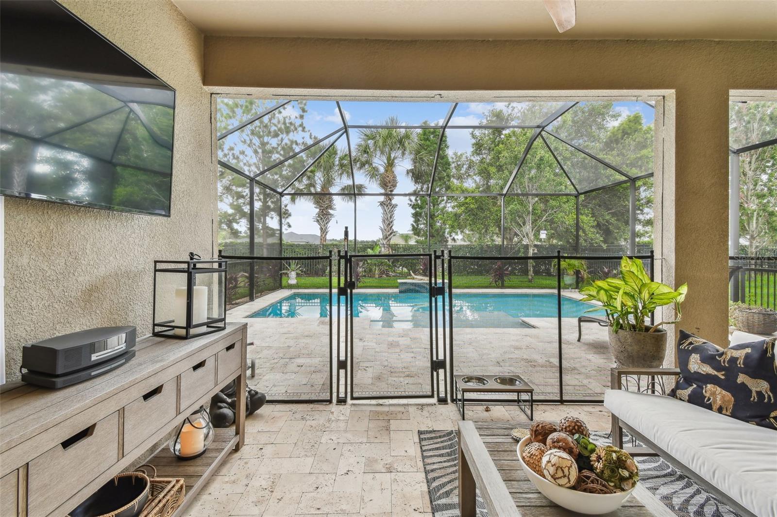 Listing photo id 46 for 6467 Seasound Drive