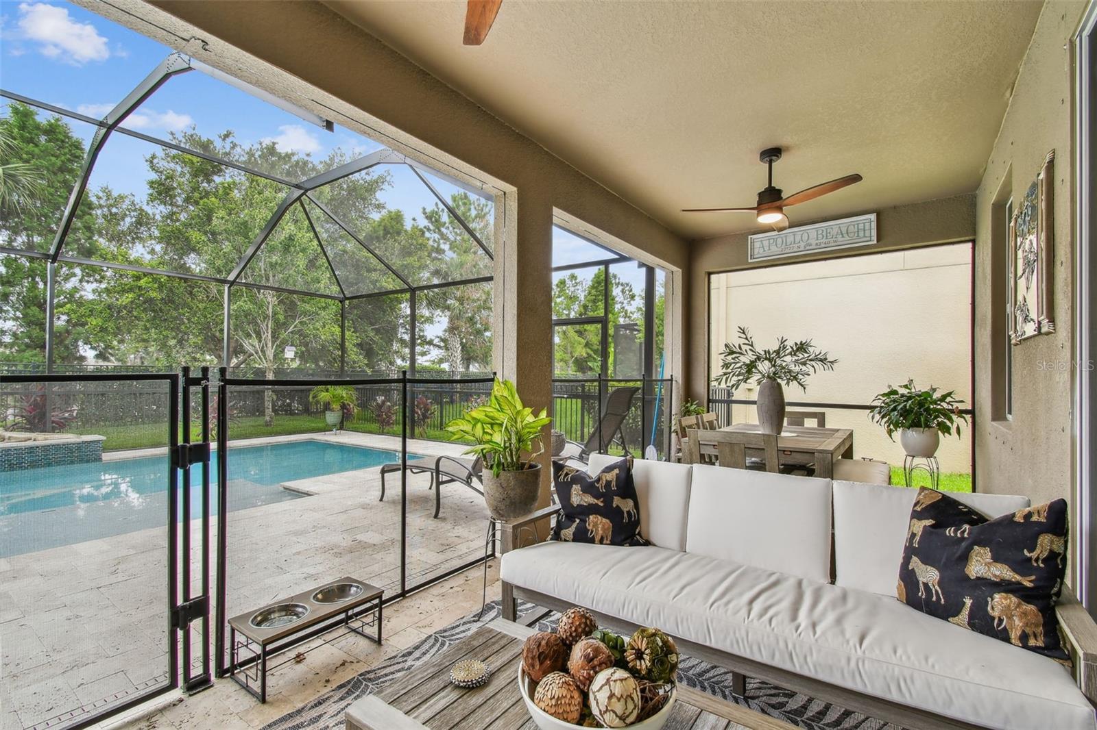 Listing photo id 47 for 6467 Seasound Drive