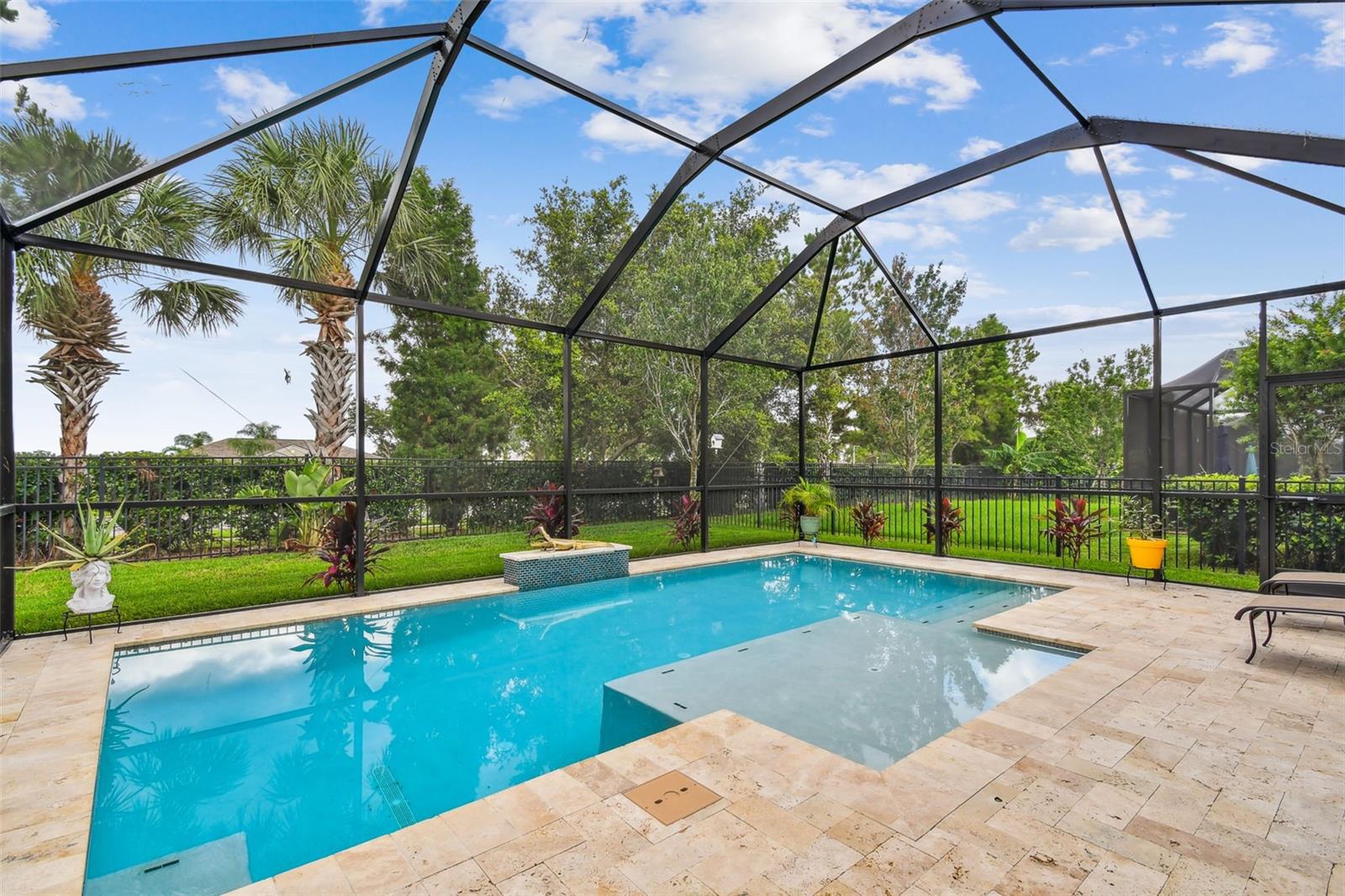 Listing photo id 50 for 6467 Seasound Drive