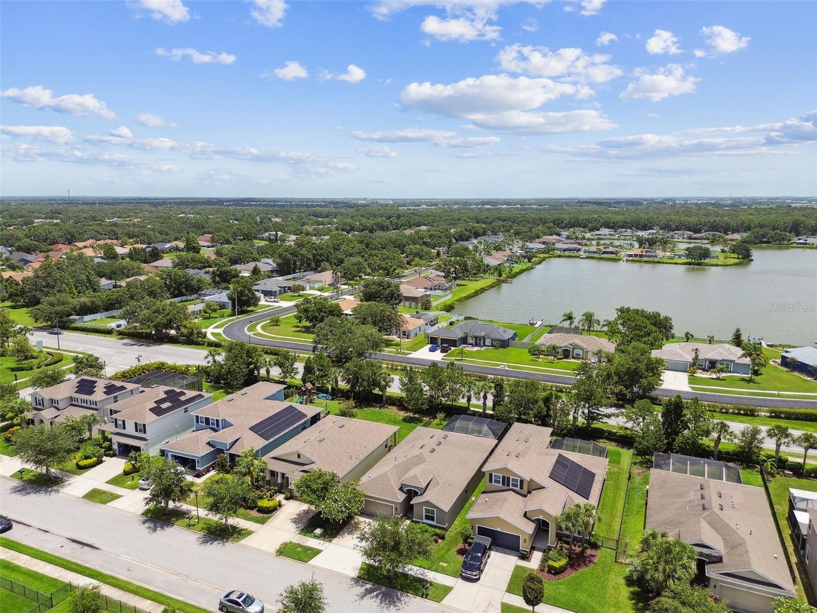 Listing photo id 61 for 6467 Seasound Drive