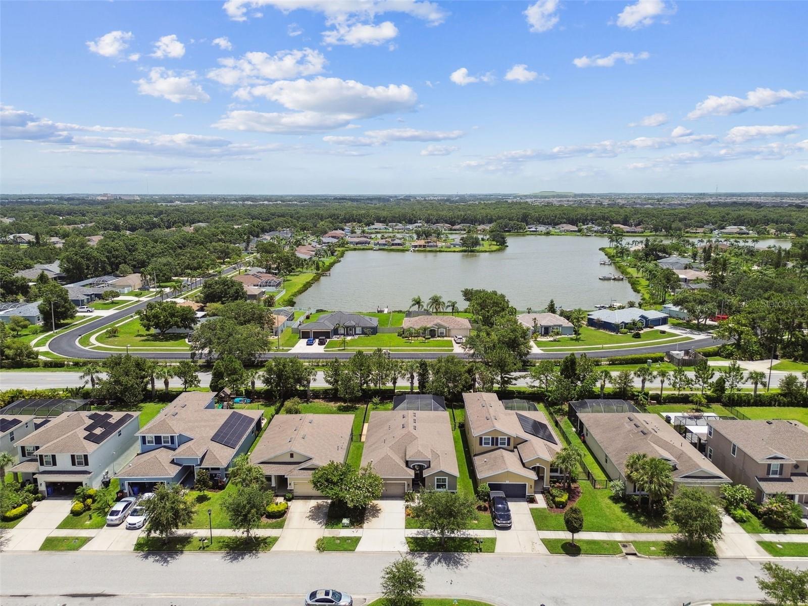 Listing photo id 62 for 6467 Seasound Drive