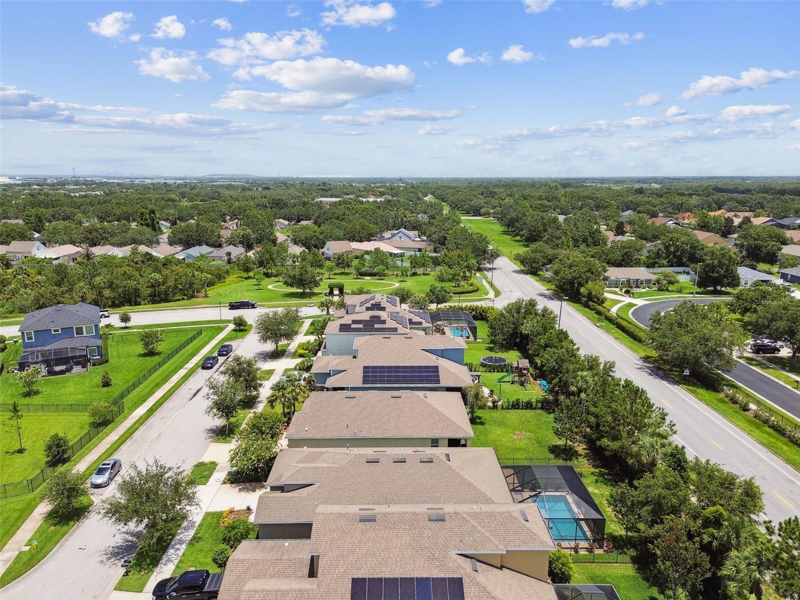 Listing photo id 78 for 6467 Seasound Drive