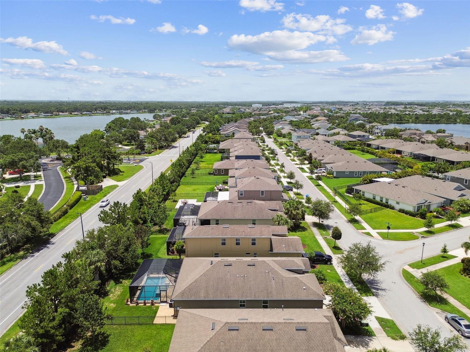 Listing photo id 79 for 6467 Seasound Drive