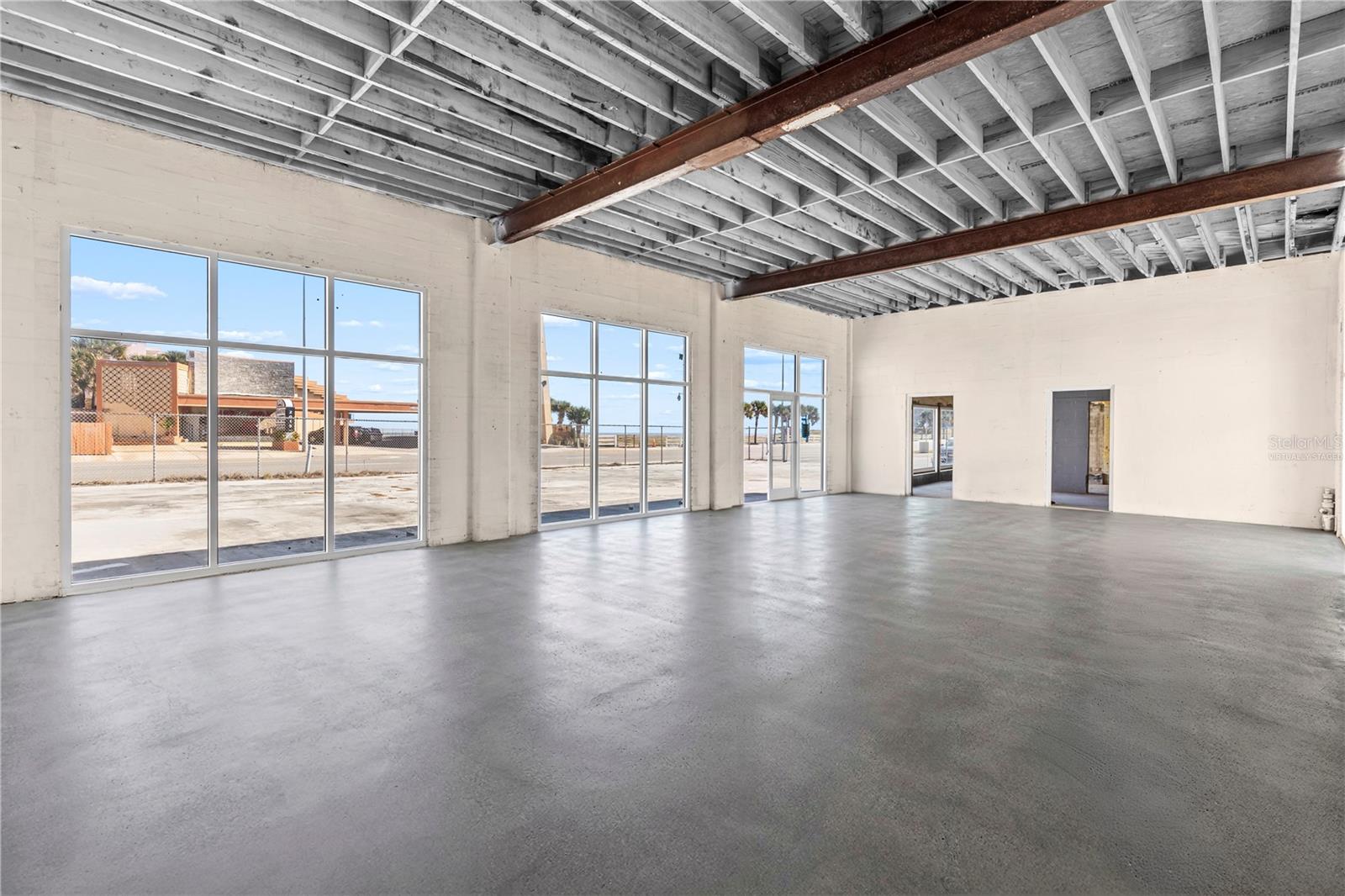 Image 11 of 25 For 2020 Atlantic Avenue