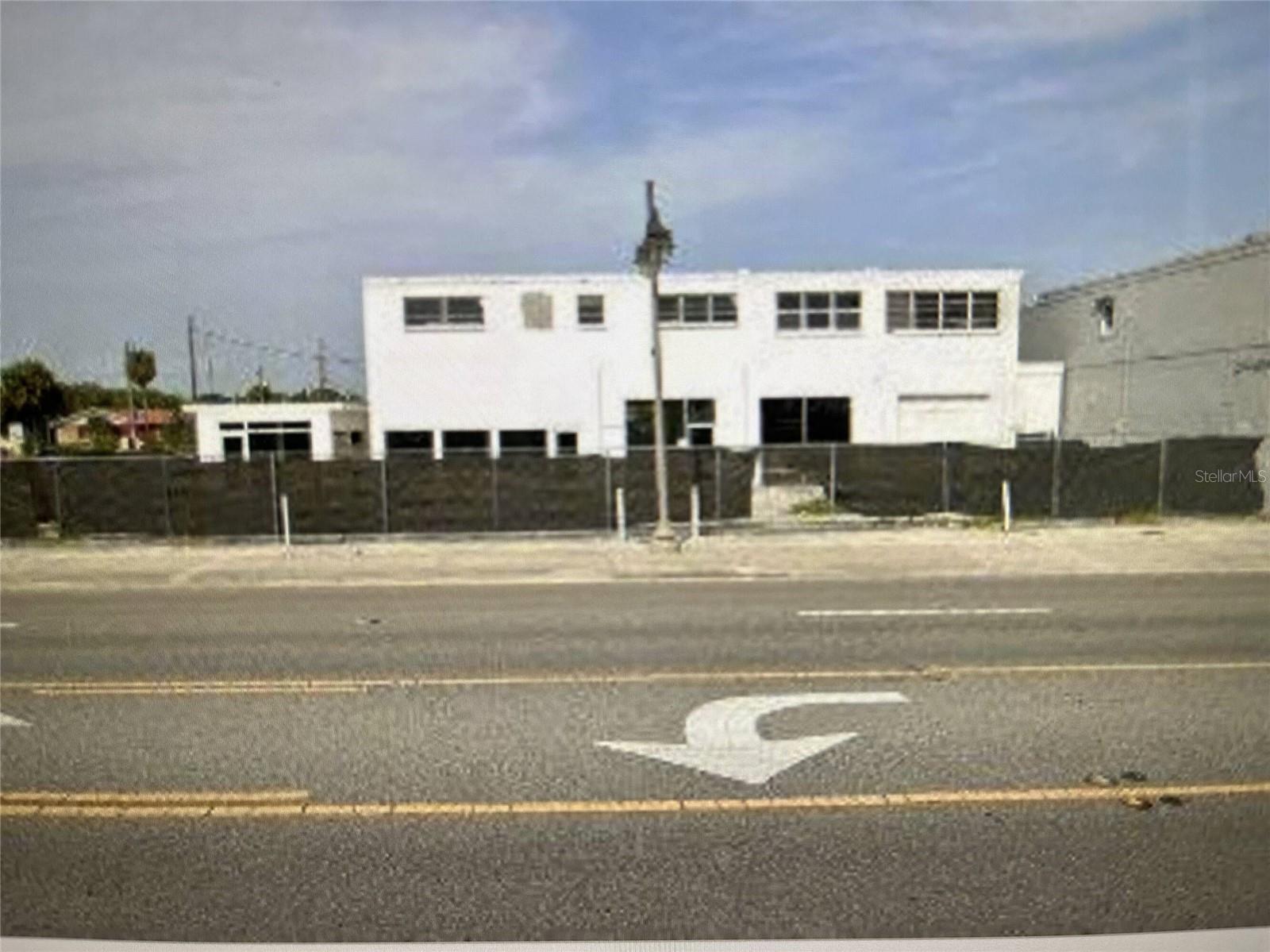 Image 9 of 9 For 2020 Atlantic Avenue
