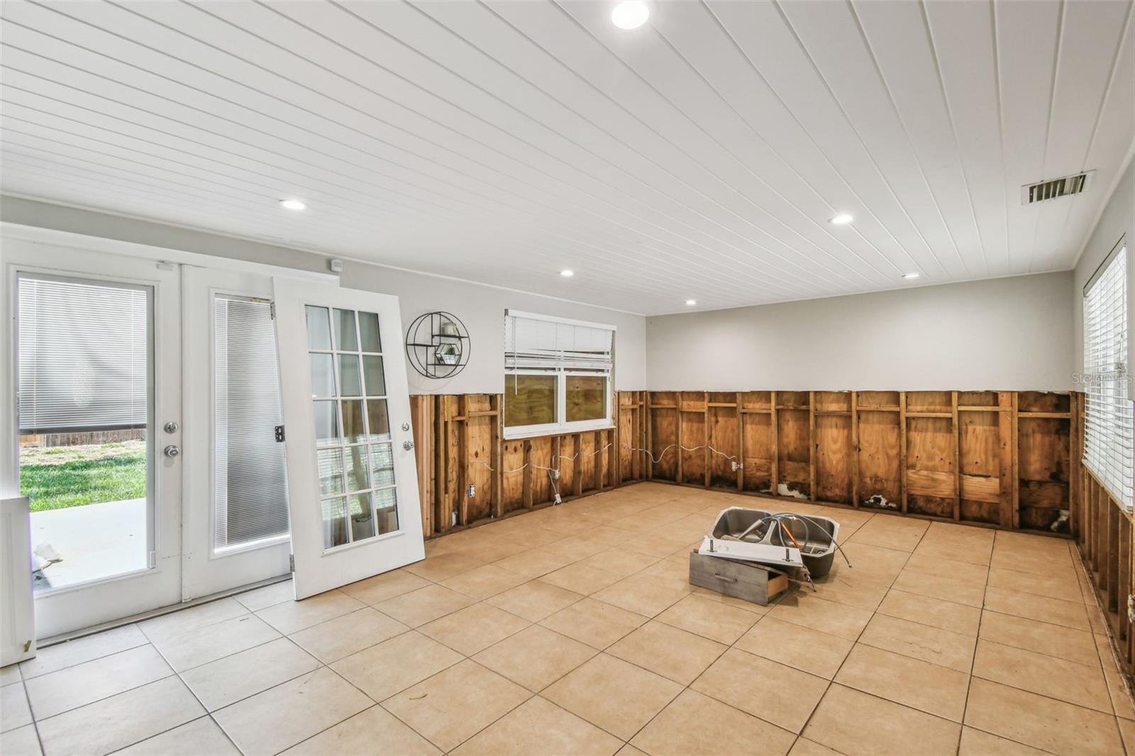 Image 10 of 32 For 4417 El Prado Boulevard