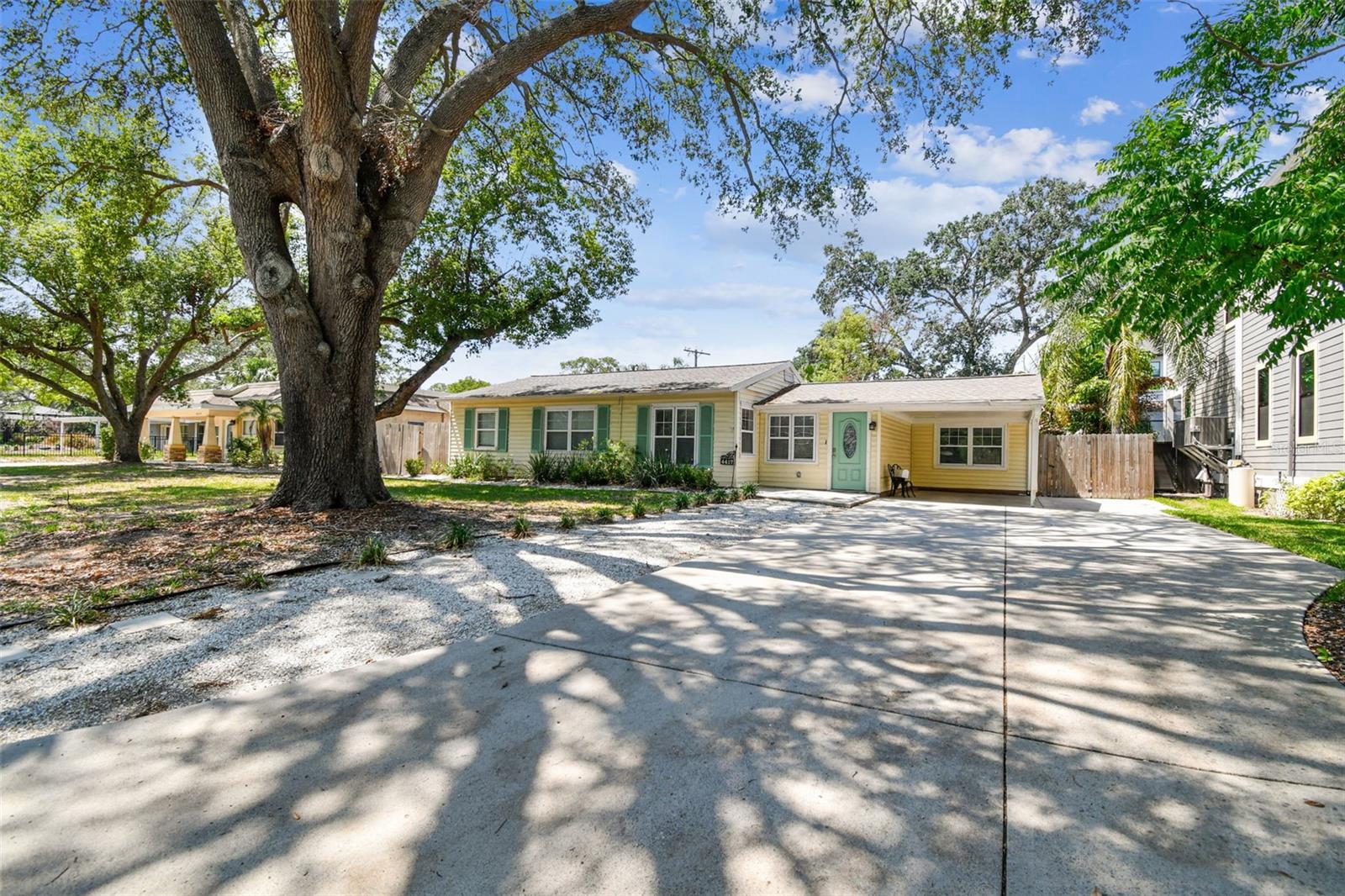 Image 2 of 32 For 4417 El Prado Boulevard