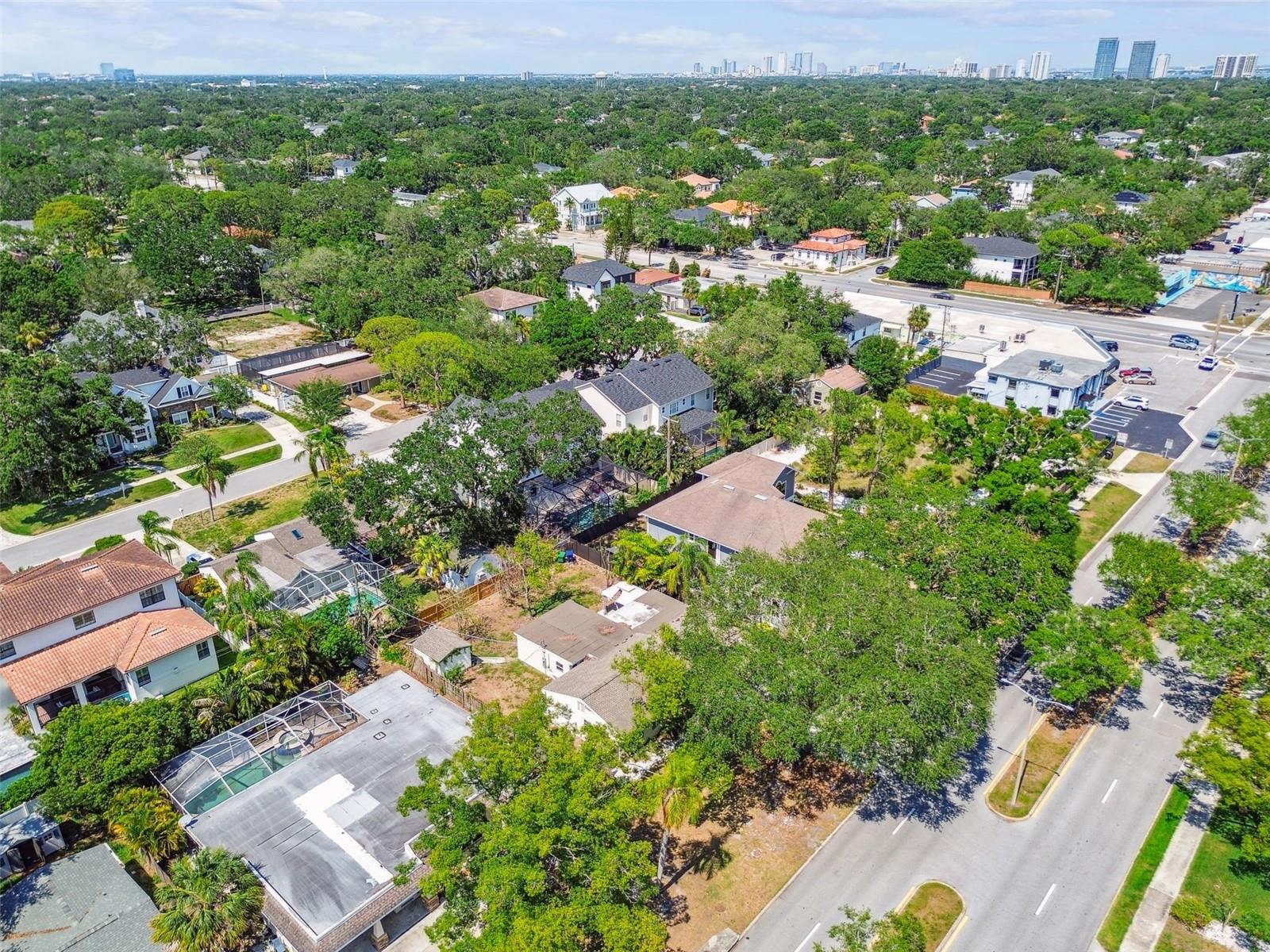 Image 21 of 32 For 4417 El Prado Boulevard
