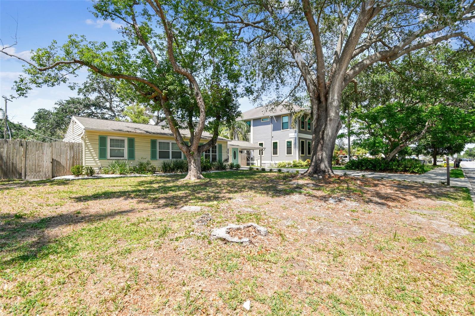 Image 5 of 32 For 4417 El Prado Boulevard
