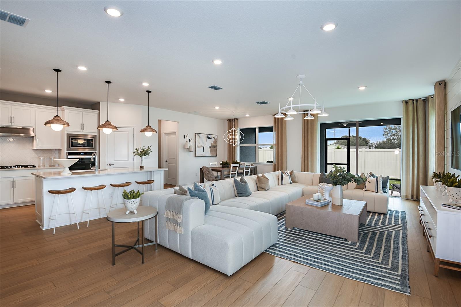 Image 2 of 15 For 9730 Redwood Heights Loop