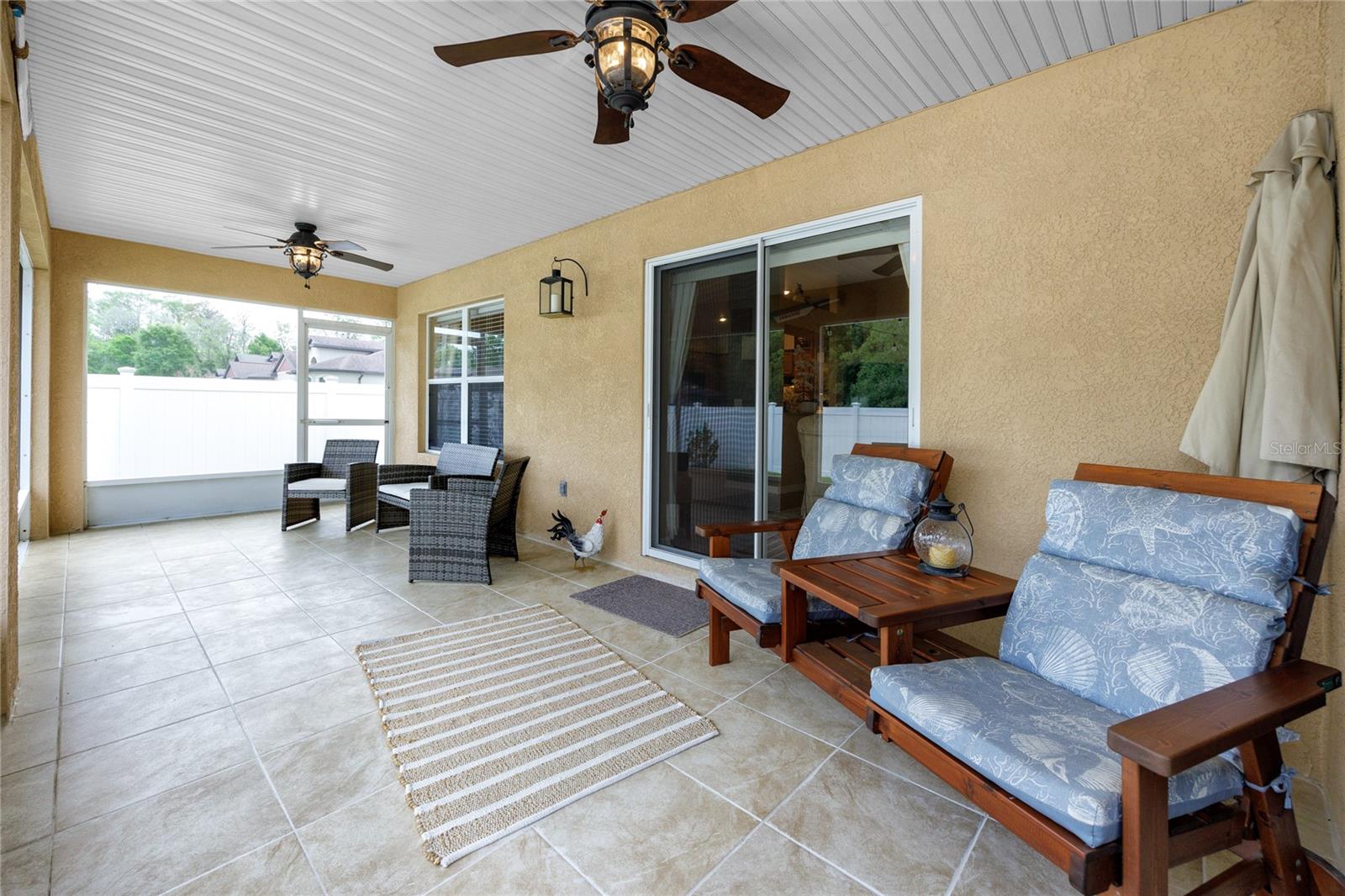 Image 27 of 41 For 12337 Rose Haven Boulevard
