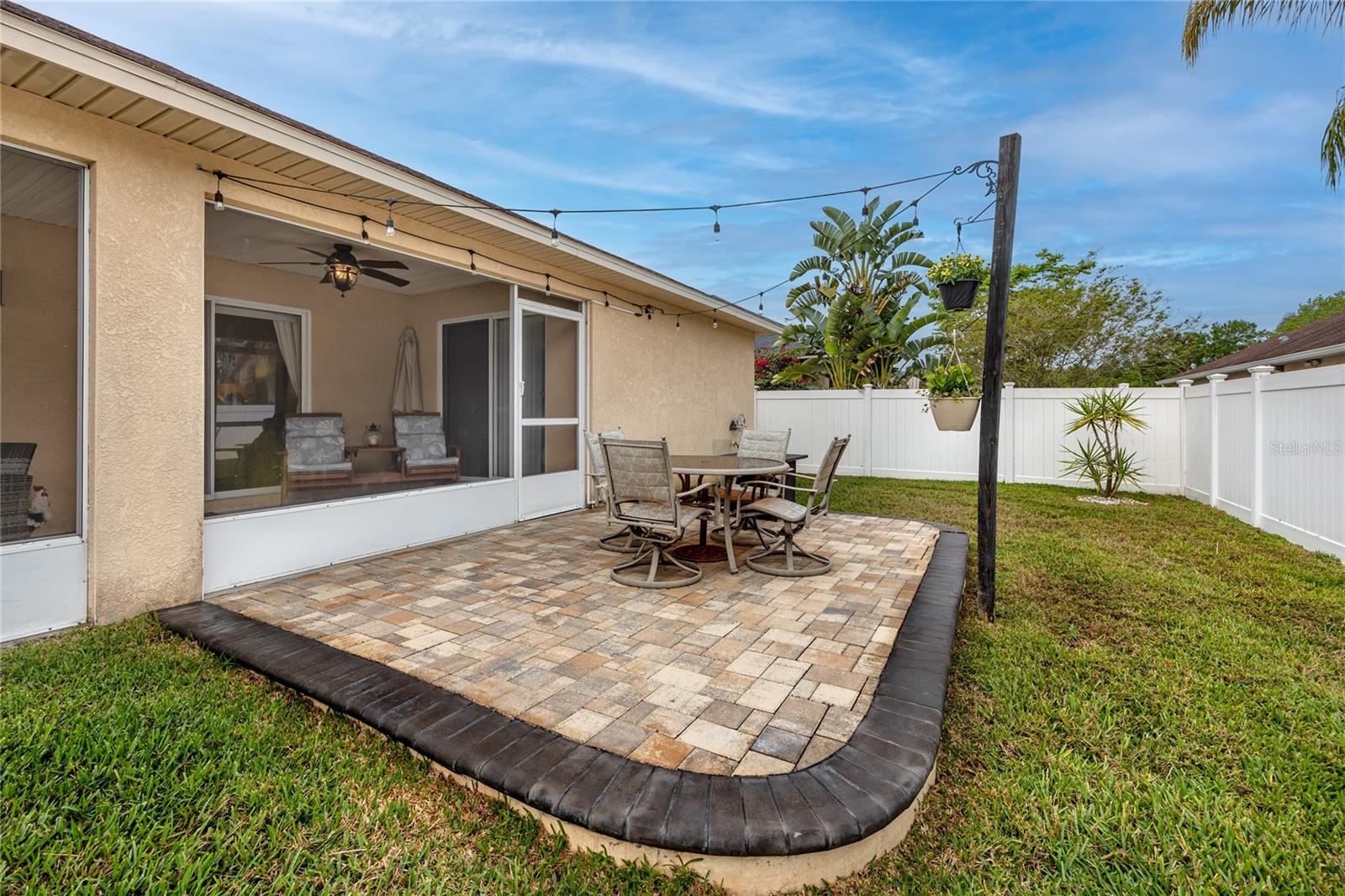 Image 29 of 41 For 12337 Rose Haven Boulevard