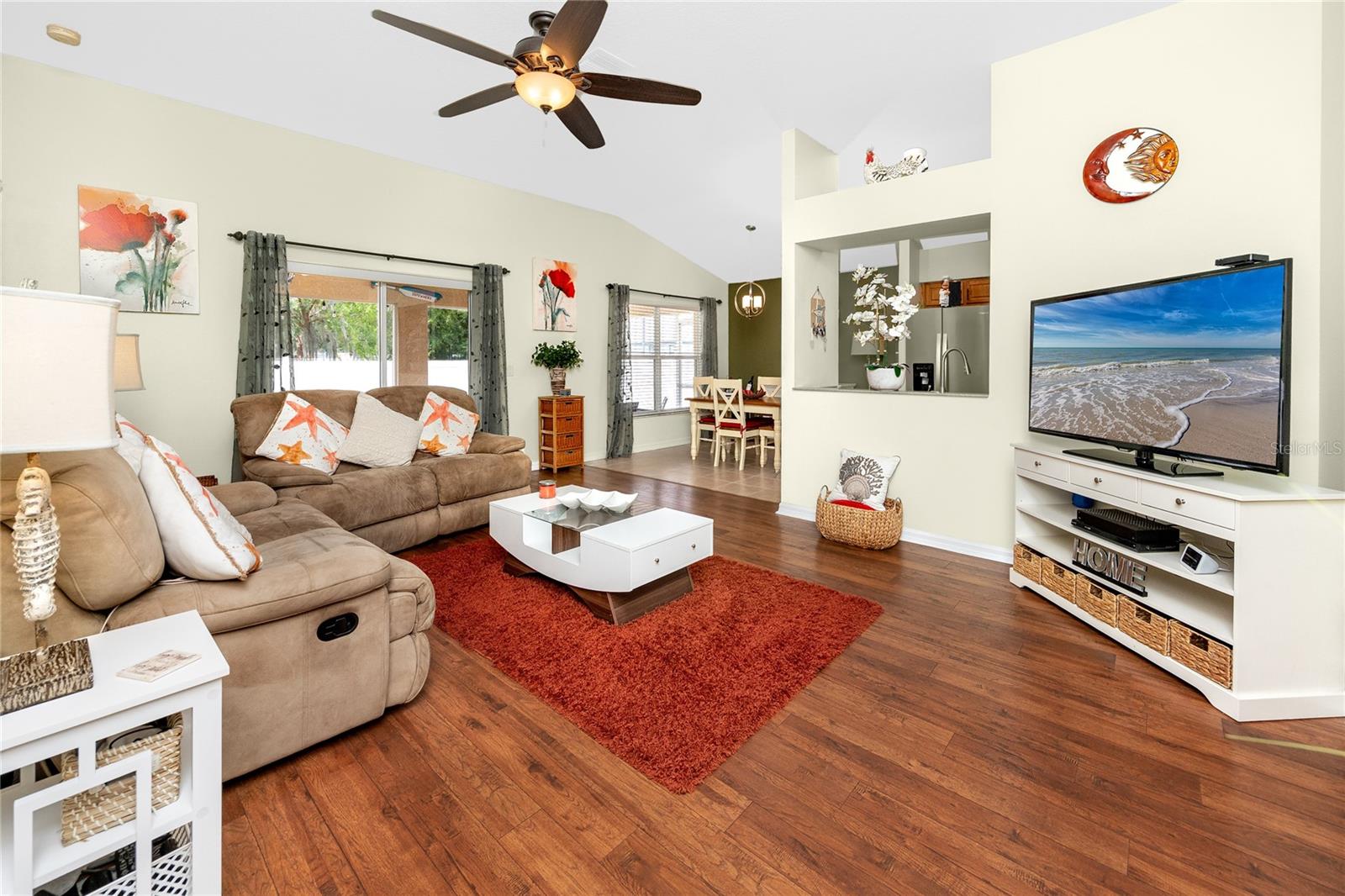 Image 3 of 41 For 12337 Rose Haven Boulevard