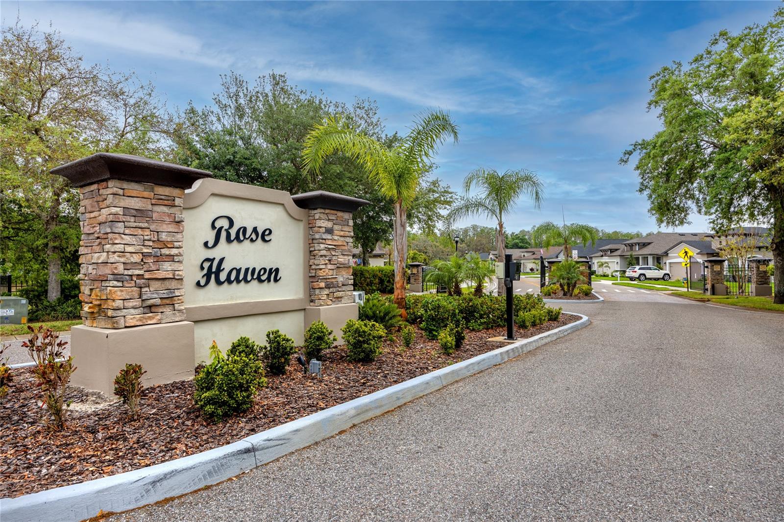 Image 32 of 41 For 12337 Rose Haven Boulevard