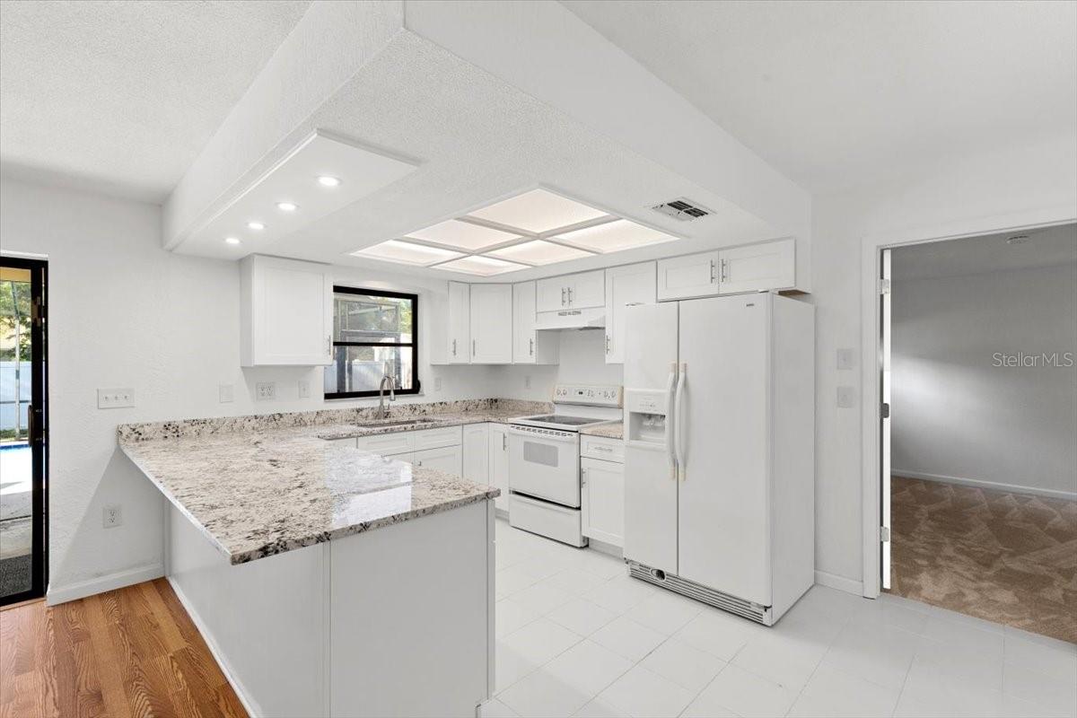 Image 16 of 52 For 2233 Curlew Road
