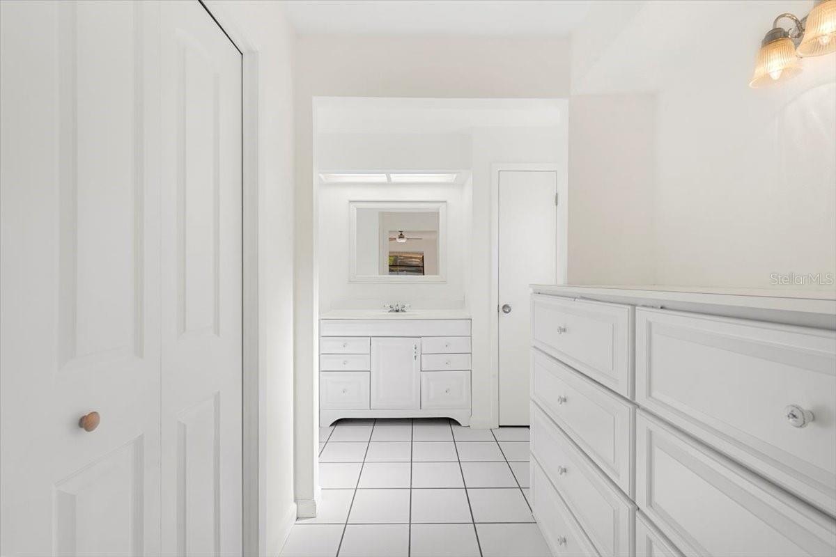 Image 22 of 52 For 2233 Curlew Road