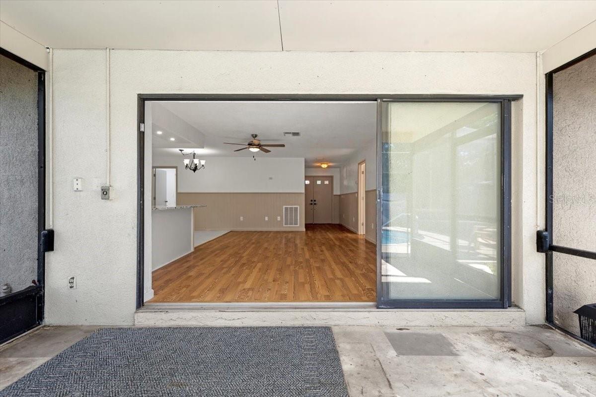 Image 31 of 52 For 2233 Curlew Road