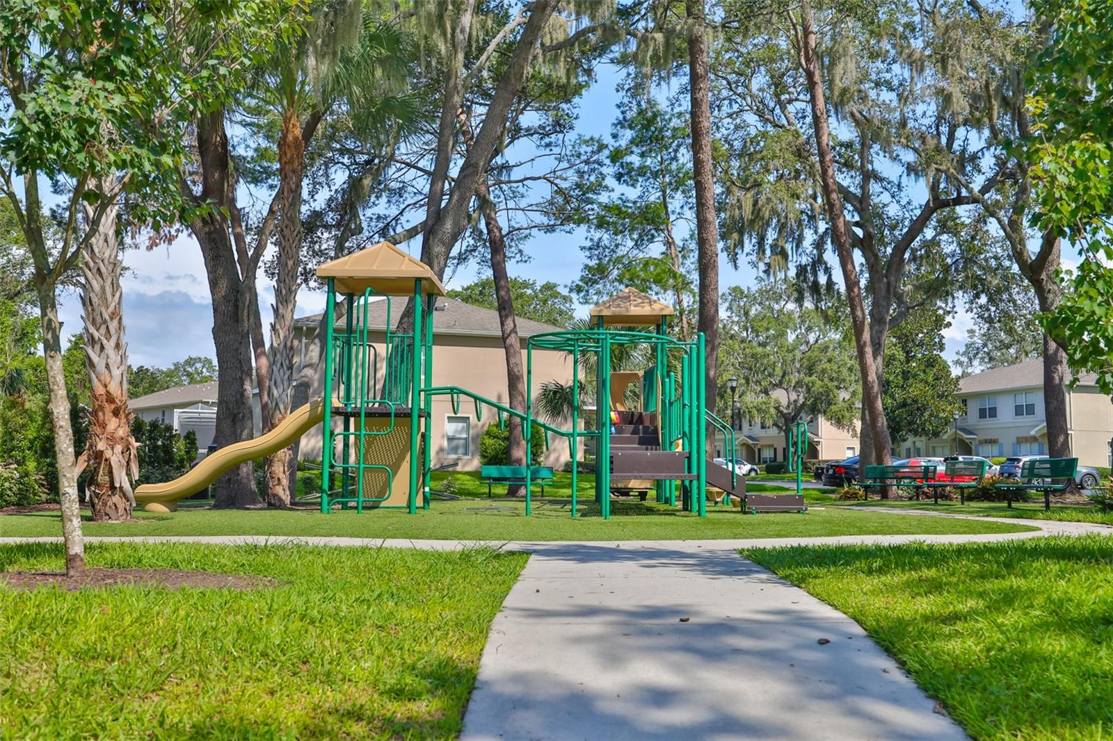 Image 32 of 52 For 5717 Fishhawk Ridge Drive